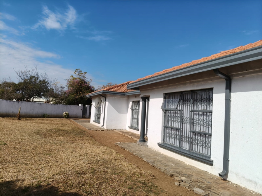 4 Bedroom Property for Sale in Mogwase North West